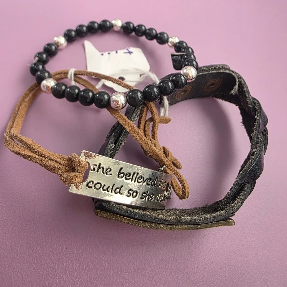 Victoria Jewels assorted bracelet